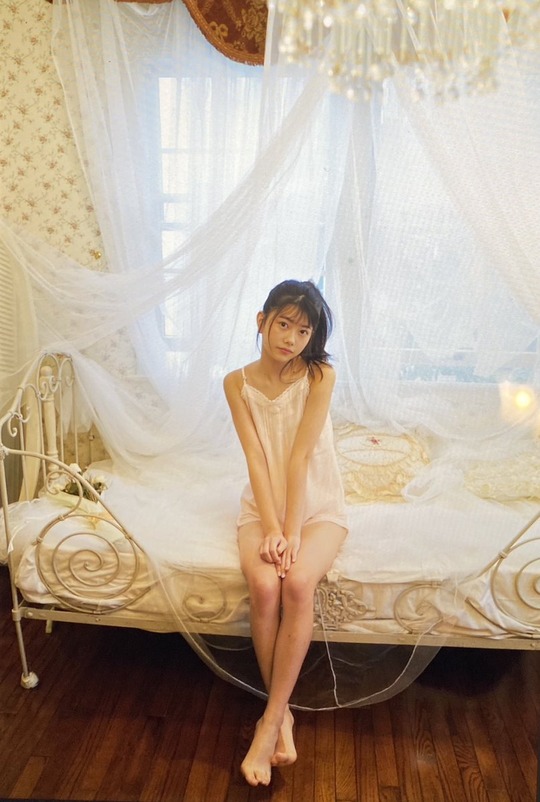 AKB48千葉恵里UTBグラビアオフショット