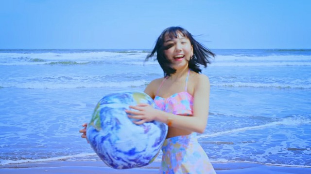 つりビット『Chuしたい』小西杏優水着 (7)