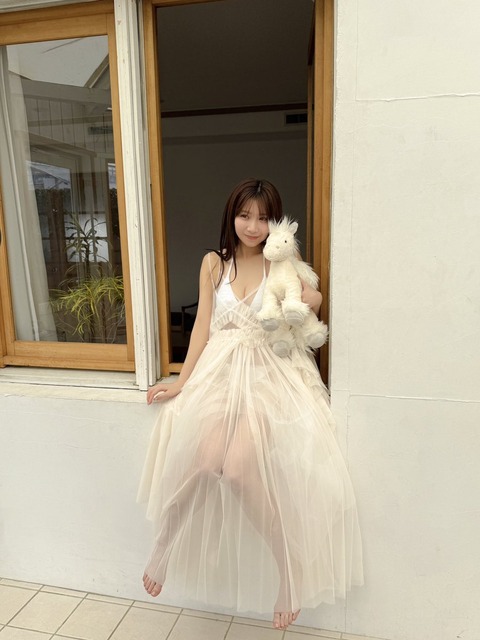 SKE48太田彩夏UTB水着グラビア