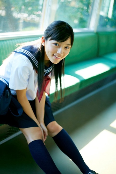 川口春奈水着写真集