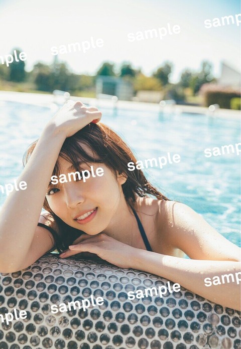 乃木坂46新内眞衣の卒業記念写真集「夜が明けたら」