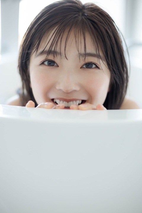 工藤美桜FRIDAY水着グラビア