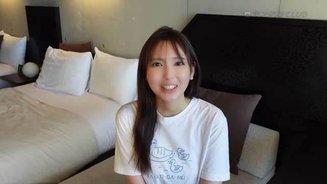 沢口愛華ヤンマガ水着グラビアメイキング (3)