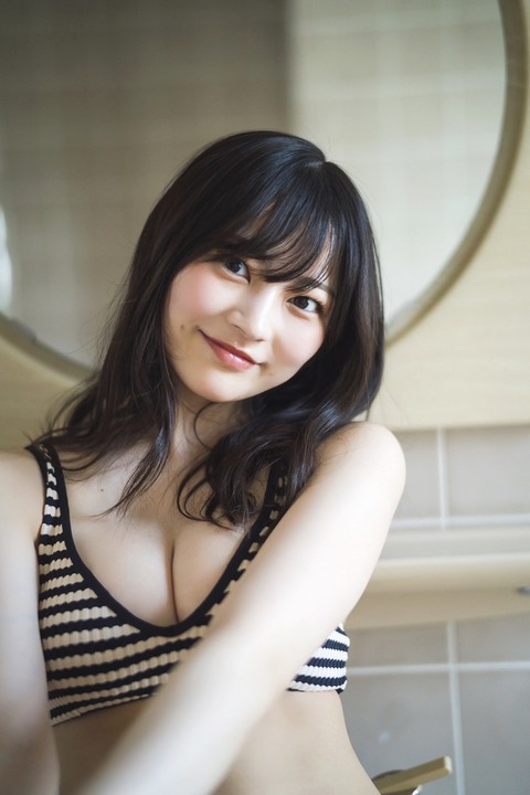 #ババババンビ宇咲 週刊少年マガジン 水着グラビア