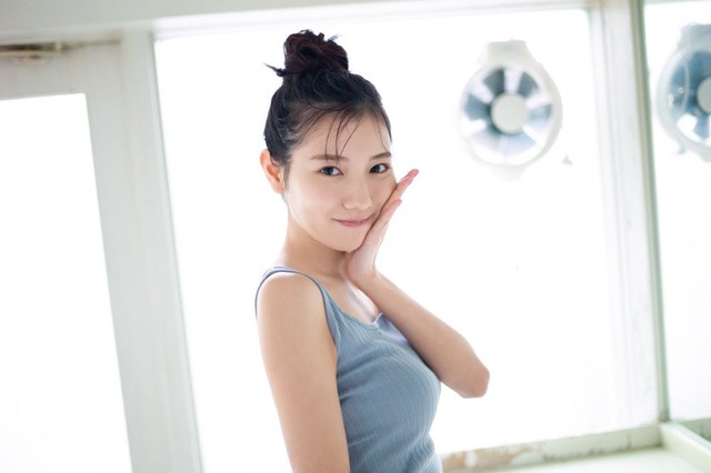 日向坂46 河田陽菜1st写真集 思い出の順番ランジェリー&水着カット