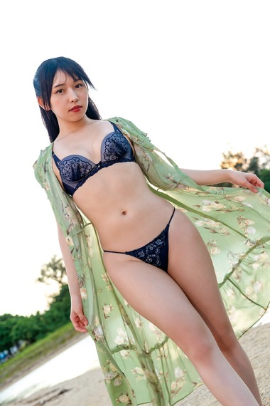 早川真由イメージDVD「Sweet ＆ Clear」