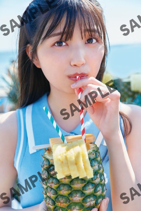 乃木坂46五百城茉央1st写真集「未来の作り方」