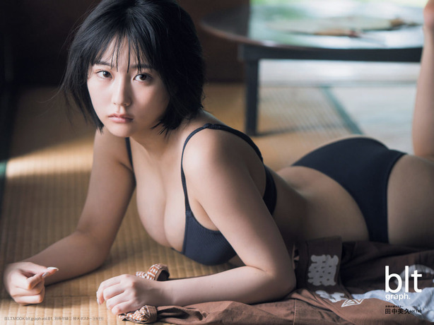 HKT48田中美久水着グラビア