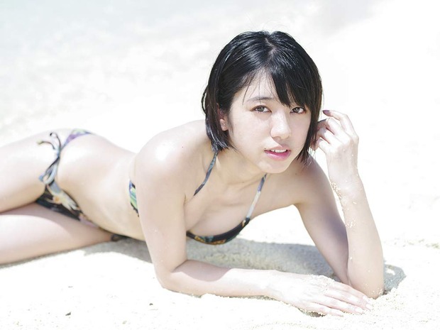 AKB48大西桃香の1st水着写真集『夢の叶えかた。』