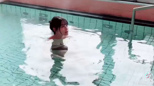 猪子れいあFRIDAY水着グラビア (15)