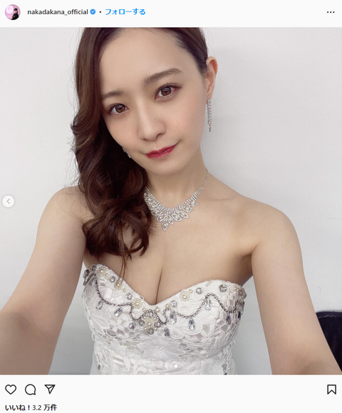 プロ麻雀士中田花奈セクシードレス姿