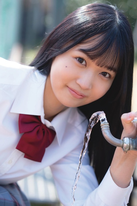 南みゆかフライデーGカップ水着グラビア