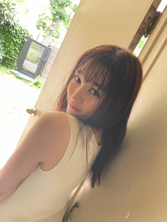 桜井日奈子2022カレンダーブック