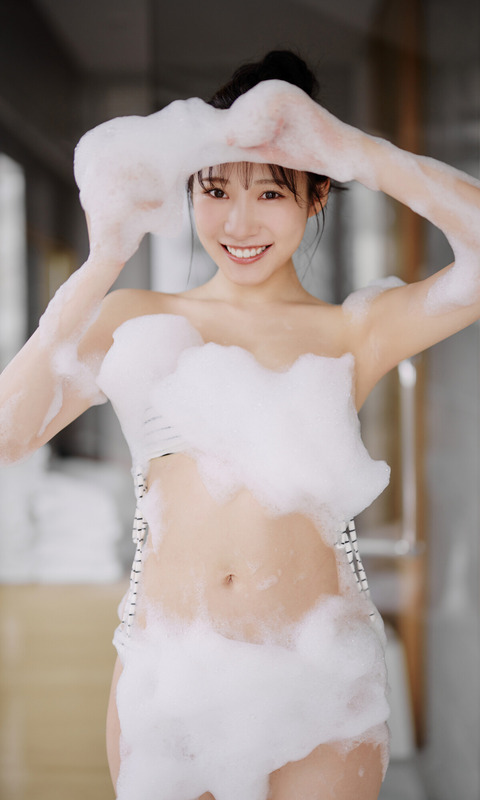 横野すみれ週プレデジタル写真集