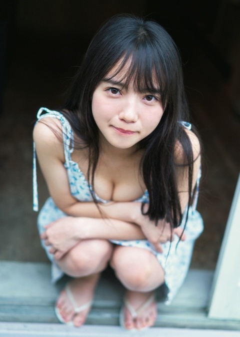 齊藤京子写真集