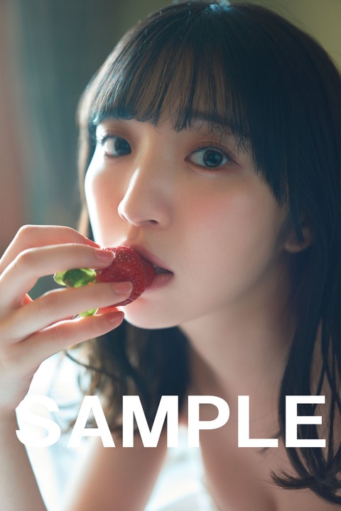 豊田萌絵3rd写真集 『moe』4