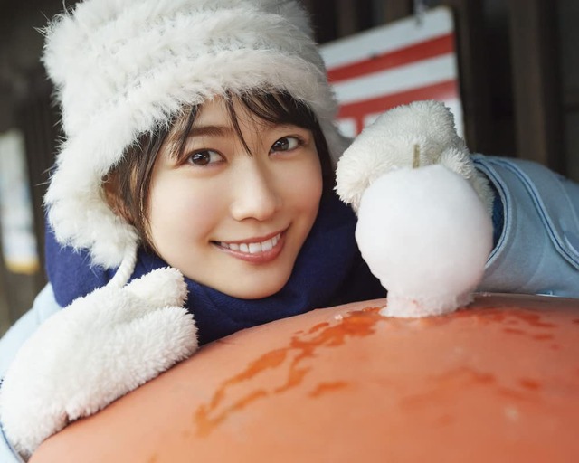 日向坂46丹生明里1st写真集