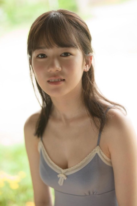 川口葵水着グラビア
