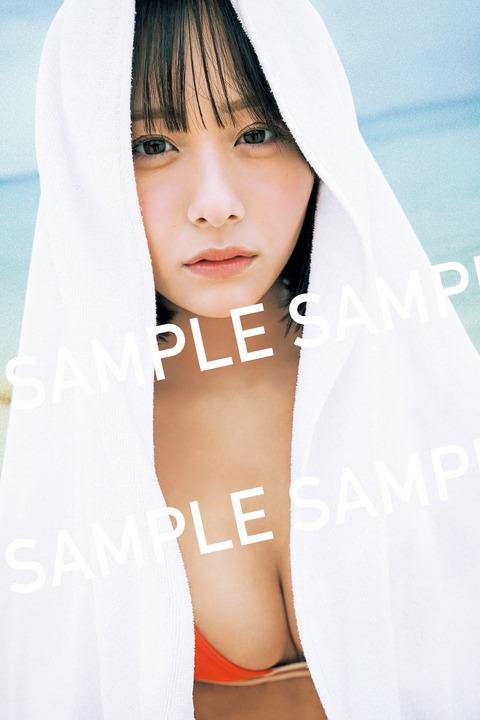 尾木波菜1st写真集『おぎはな』3