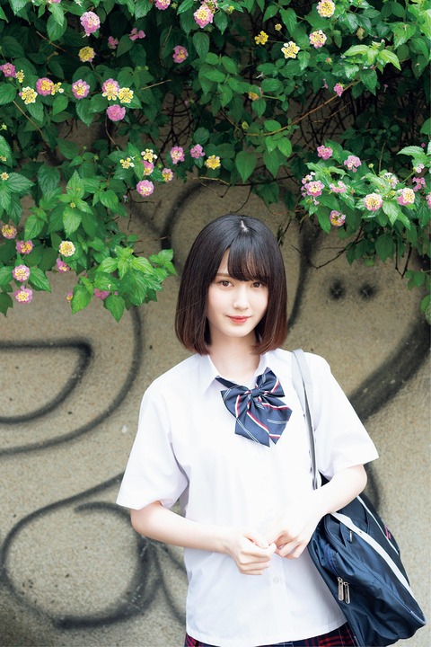 NMB48山本望叶グラビア