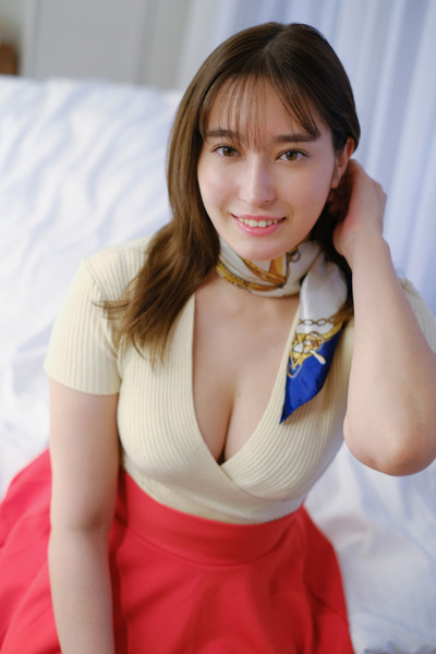 平田梨奈4th水着グラビアDVD「甘いボディ」