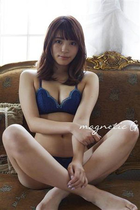 竹内花の水着グラビア写真集「magnetic G」