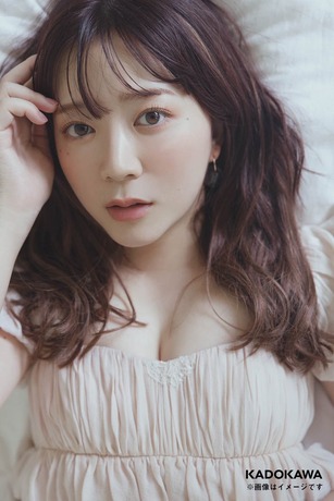 人気声優の伊藤彩沙、2nd写真集でランジェリー姿を解禁！胸元チラ見せ先行カット画像がセクシーで期待爆発！1stの水着姿まとめ有