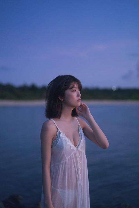 工藤美桜1st水着写真集「KIMINOMIO」