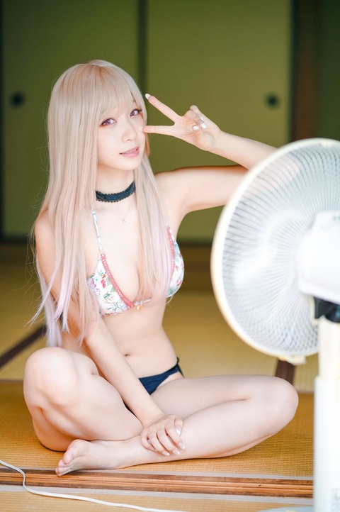 伊織もえヤングガンガン水着グラビア