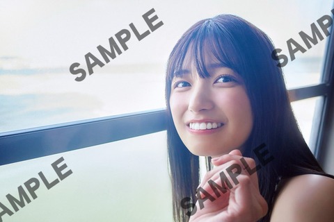 乃木坂46五百城茉央1st写真集「未来の作り方」