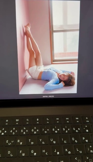 元NHK中川安奈アナ初グラビアオフショット (14)