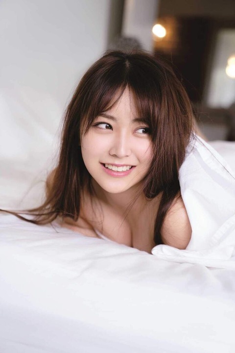 NMB48白間美瑠1st写真集「LOVE RUSH」