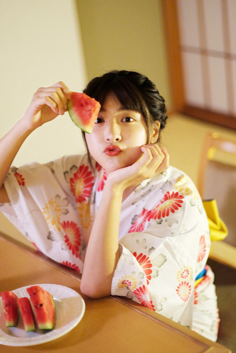 チュンチュン2nd写真集「QUNing」
