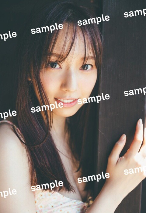 乃木坂46新内眞衣の卒業記念写真集「夜が明けたら」