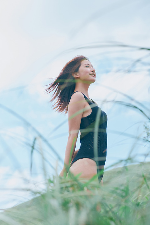 斉藤里奈1st写真集「色彩」5