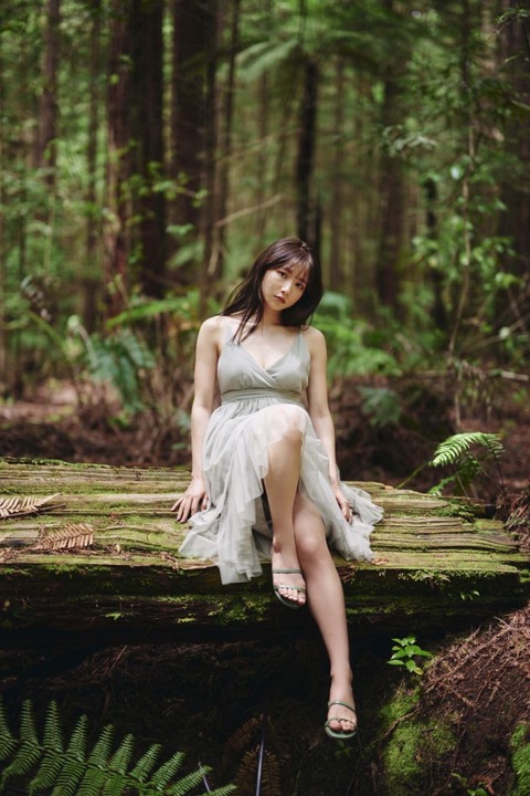 「彼女にしたい声優No.1」青山なぎさ1st写真集