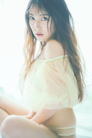 元NMB48白間美瑠3rd写真集先行カット