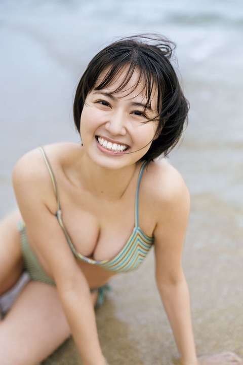 新谷あやか週プレ水着グラビア