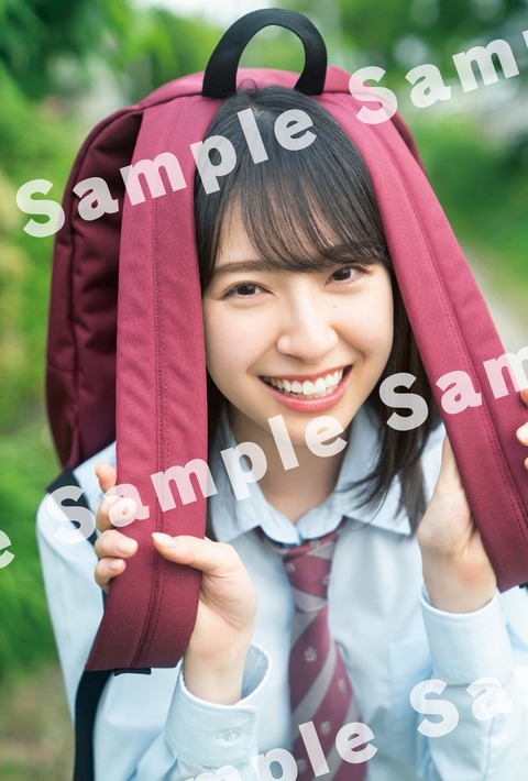 日向坂46金村美玖1st写真集『羅針盤』書店特典ポストカード