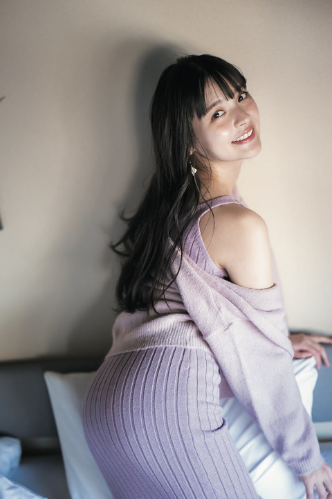 上坂すみれ2nd写真集「すみれのゆめ」