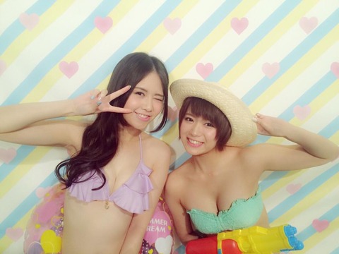 SKE48山内鈴蘭の水着グラビア