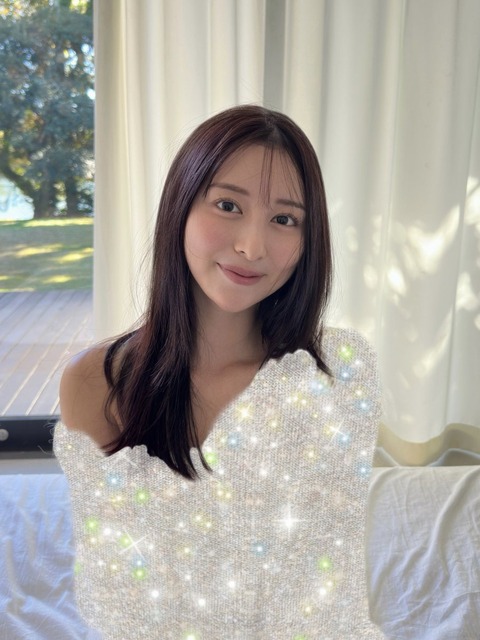 太田江莉奈「週刊プレイボーイ」水着グラビア