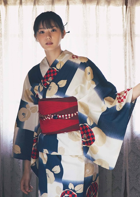 STU48瀧野由美子1st水着写真集『君のことをまだよく知らない』