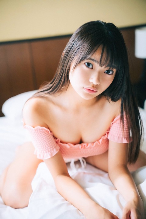 小森香乃1stイメージDVD「純白の17歳」