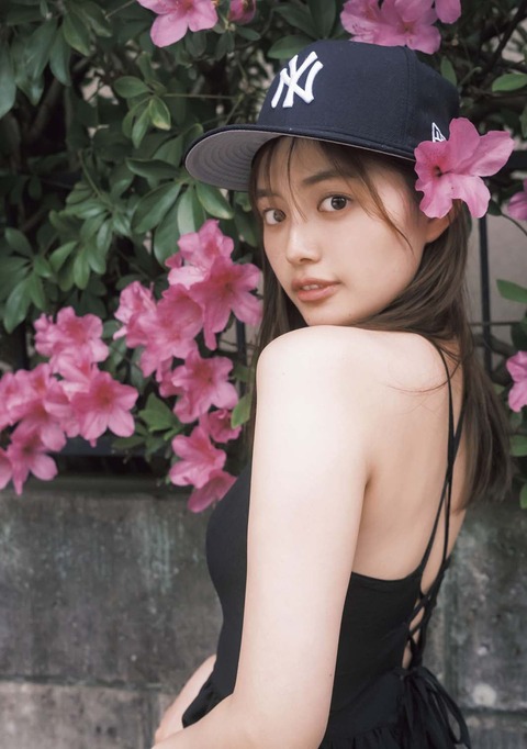 森日菜美かわいい水着グラビア