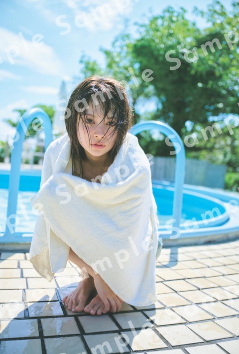 AKB48伊藤百花1stフォトブック「百花ずかん」4