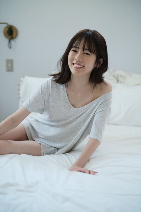 川口葵水着グラビア