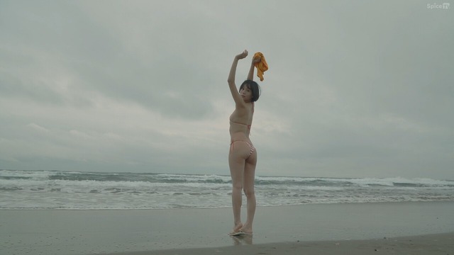 Fカップ優希つづはイメージDVD「優しい朝」 (5)