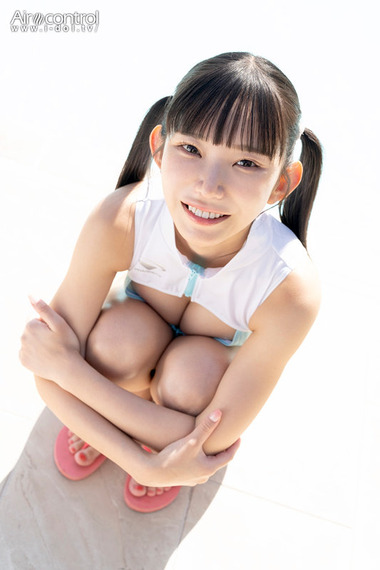 Fカップ長澤茉里奈イメージDVD「まりちゅうトキメキちゅう」