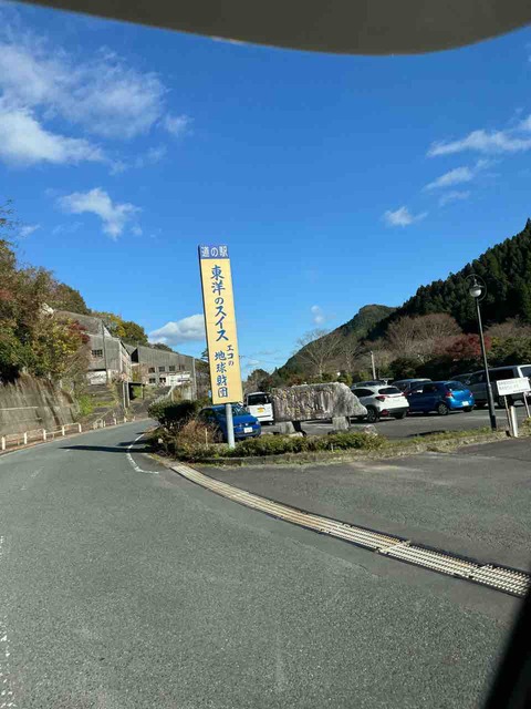 D7E117EB-E699-41A7-86AF-6E01F7DF1B2F